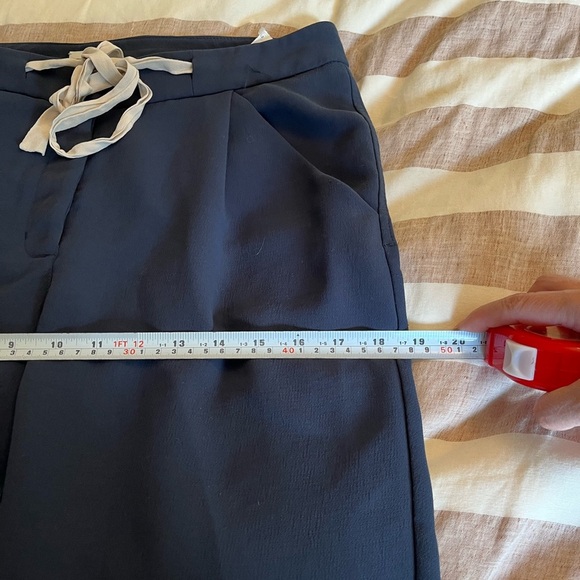 Wilfred Allant Pant in navy blue Size 6 Office wear business casual - Picture 9 of 10